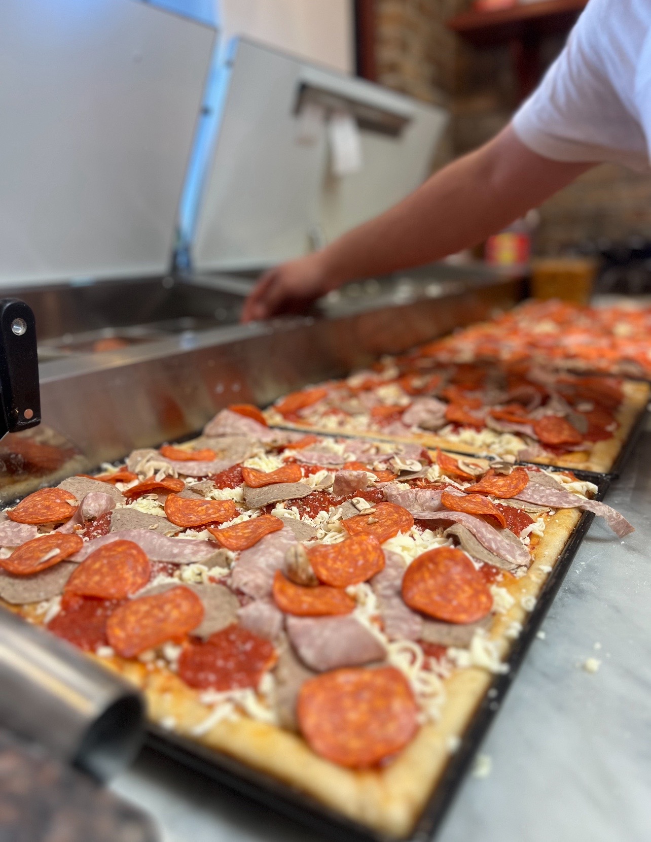 Fresh Cugini Pizza